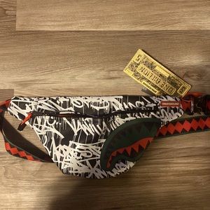 🌌NIGHT NIGHT SAVVY CROSSBODY